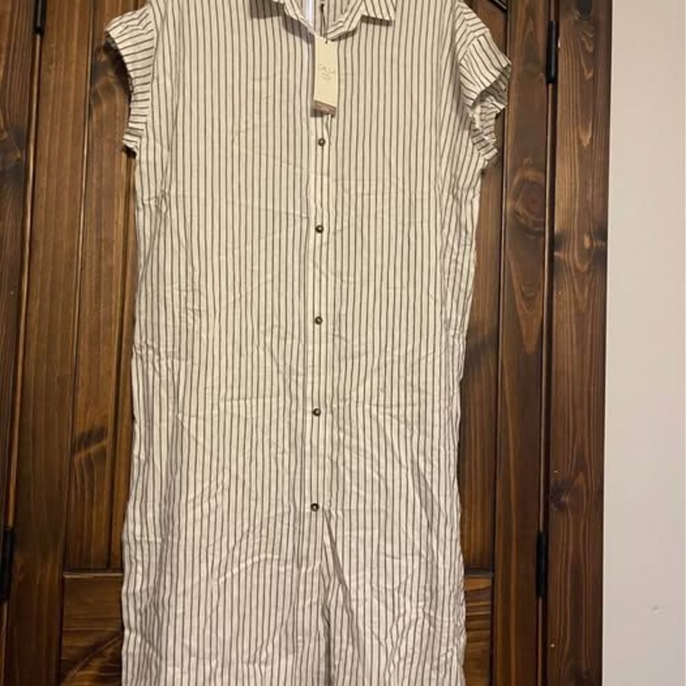 New Calia Swim Cover Up Button Down Lightweight Sleek